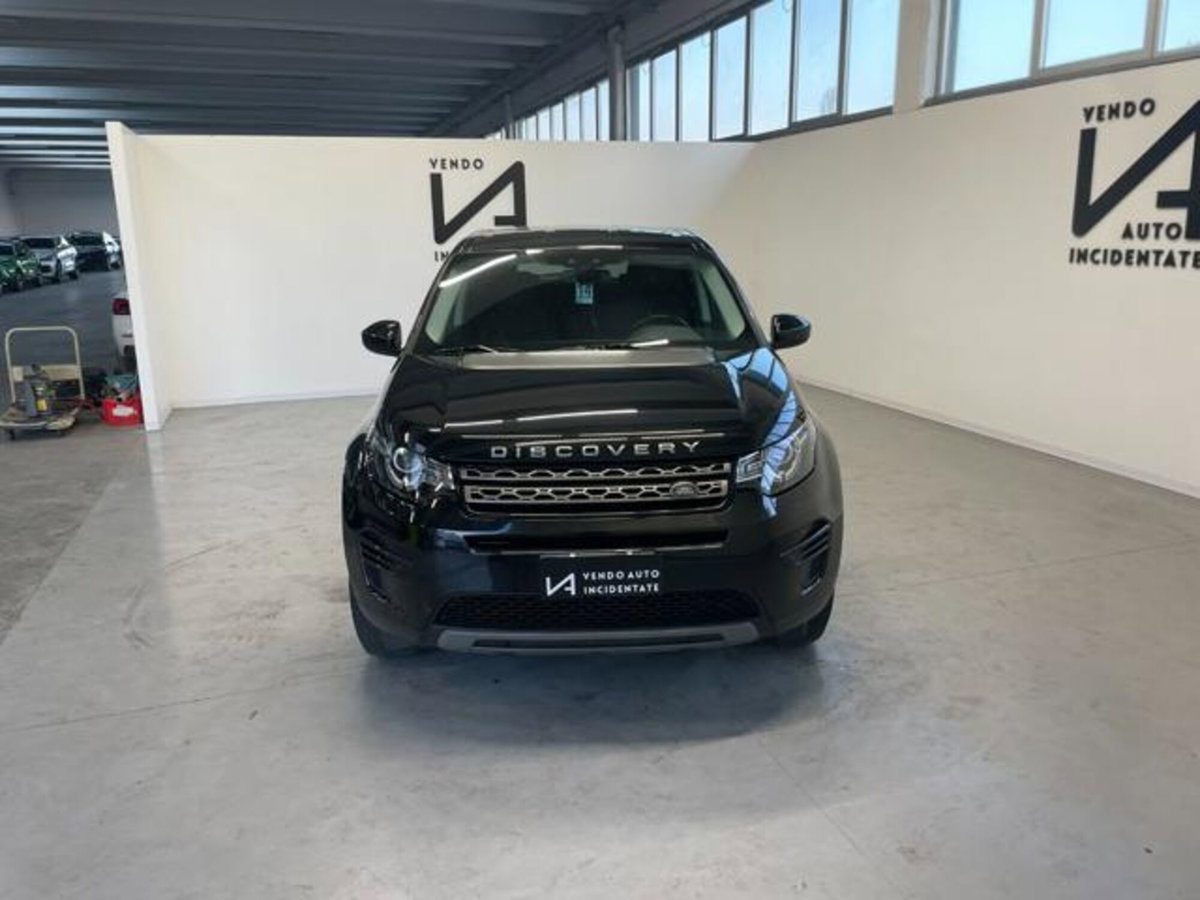 Land Rover Discovery Sport 2.0 TD4 150 CV Pure (2)