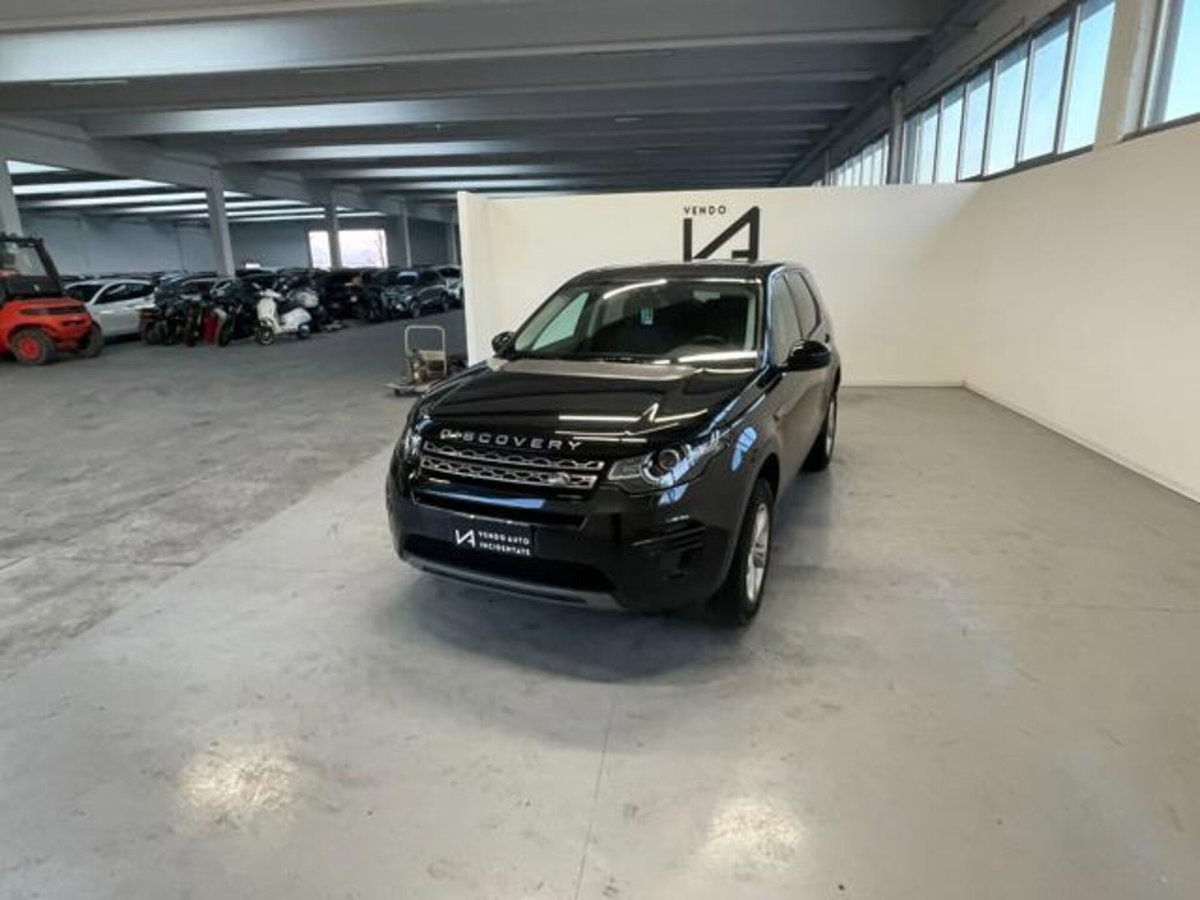 Land Rover Discovery Sport 2.0 TD4 150 CV Pure (3)