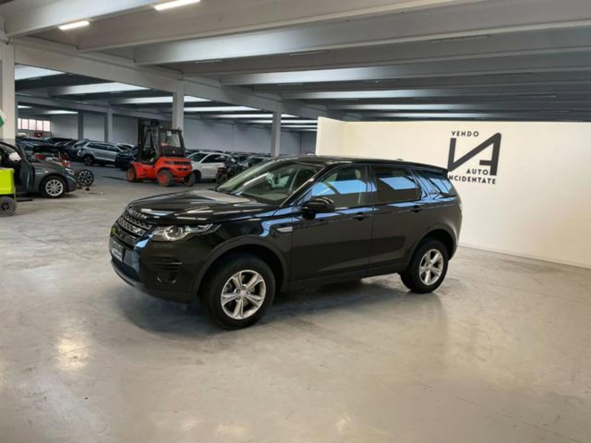 Land Rover Discovery Sport 2.0 TD4 150 CV Pure (4)
