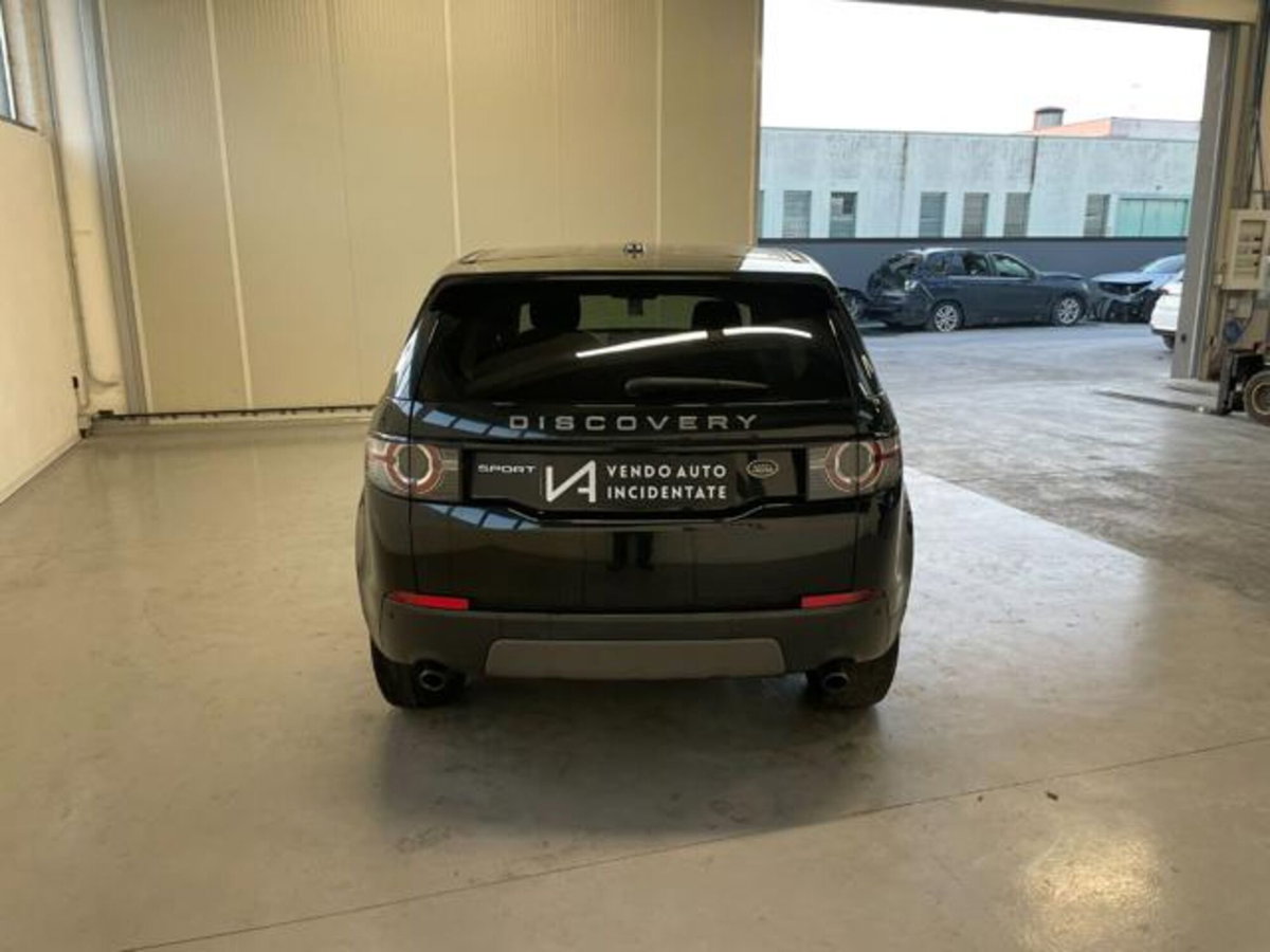 Land Rover Discovery Sport 2.0 TD4 150 CV Pure (6)
