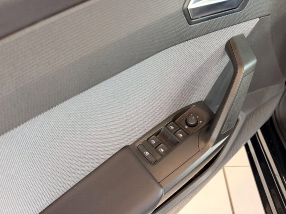 SEAT Leon 2.0 tdi Style 150cv dsg (15)