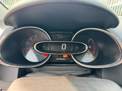 Renault Clio Sporter dCi 8V 75 CV Duel (11)