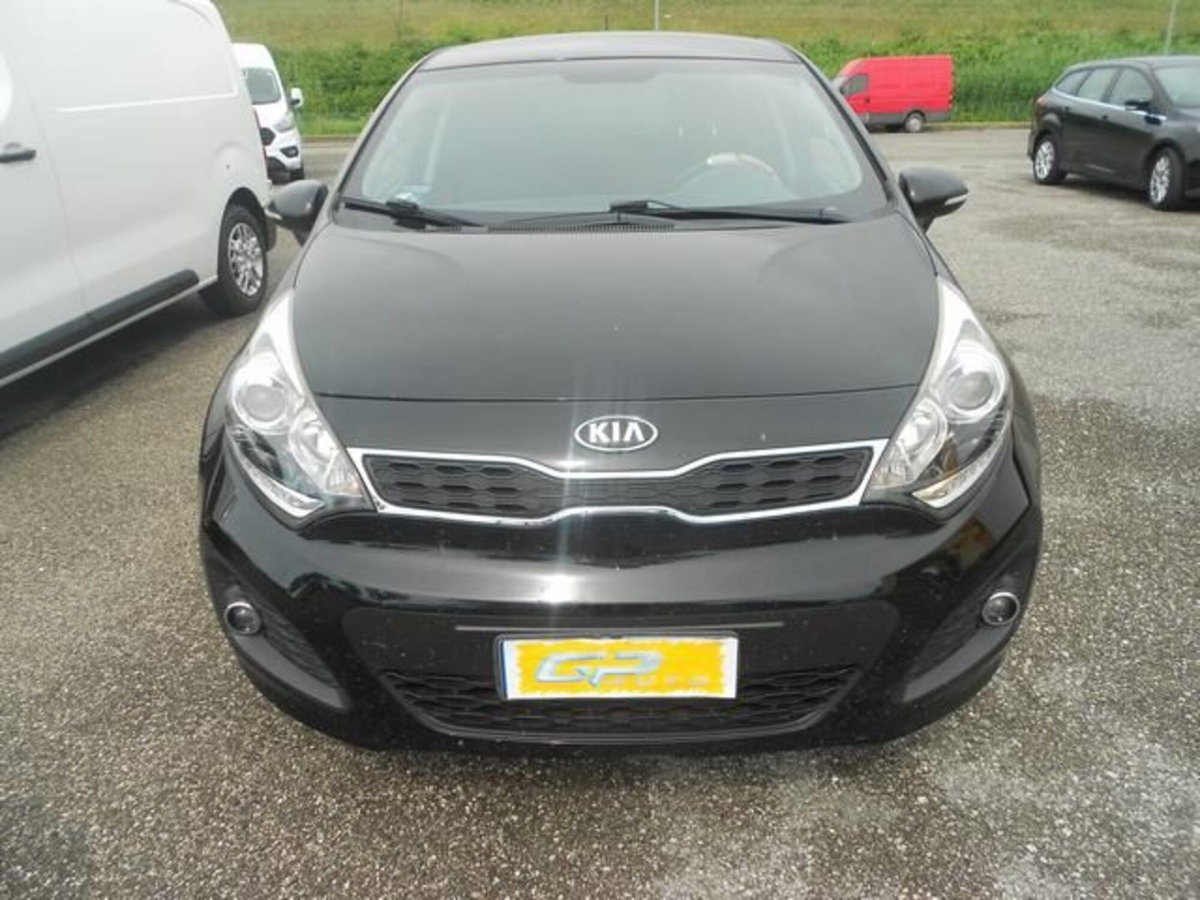 Kia Rio 1.1 CRDi 5p. Active (2)