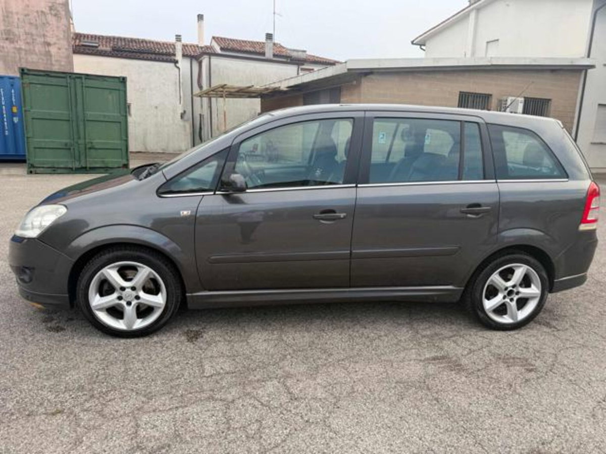 Opel Zafira Tourer 1.6 Turbo EcoM 150CV Cosmo (19)