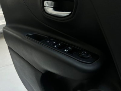 Jeep Renegade 1.6 Mjt 130 CV Limited (13)