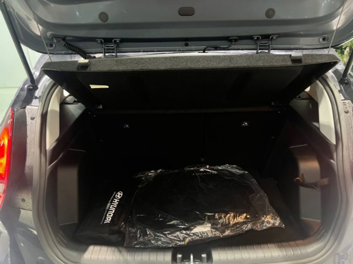 Hyundai Bayon 1.2 mpi Xline mt (17)