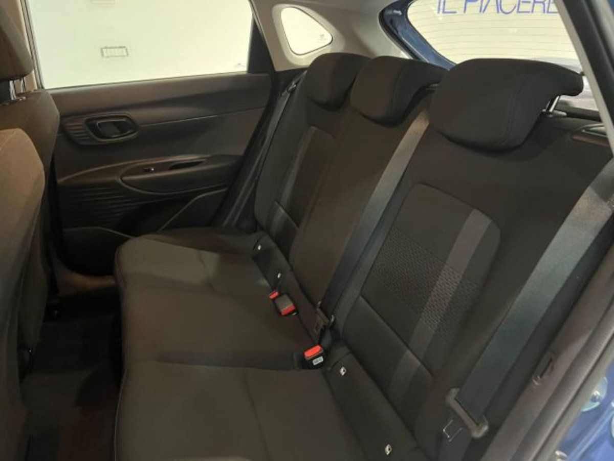 Hyundai i20 1.2 mpi Connectline 79cv mt (9)