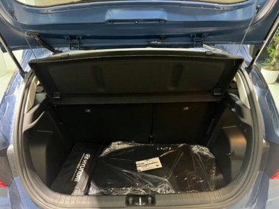 Hyundai i20 1.2 mpi Connectline 79cv mt (11)