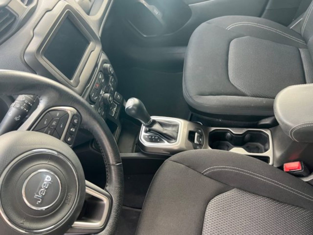 Jeep Renegade 1.6 Mjt DDCT 120 CV Limited (12)