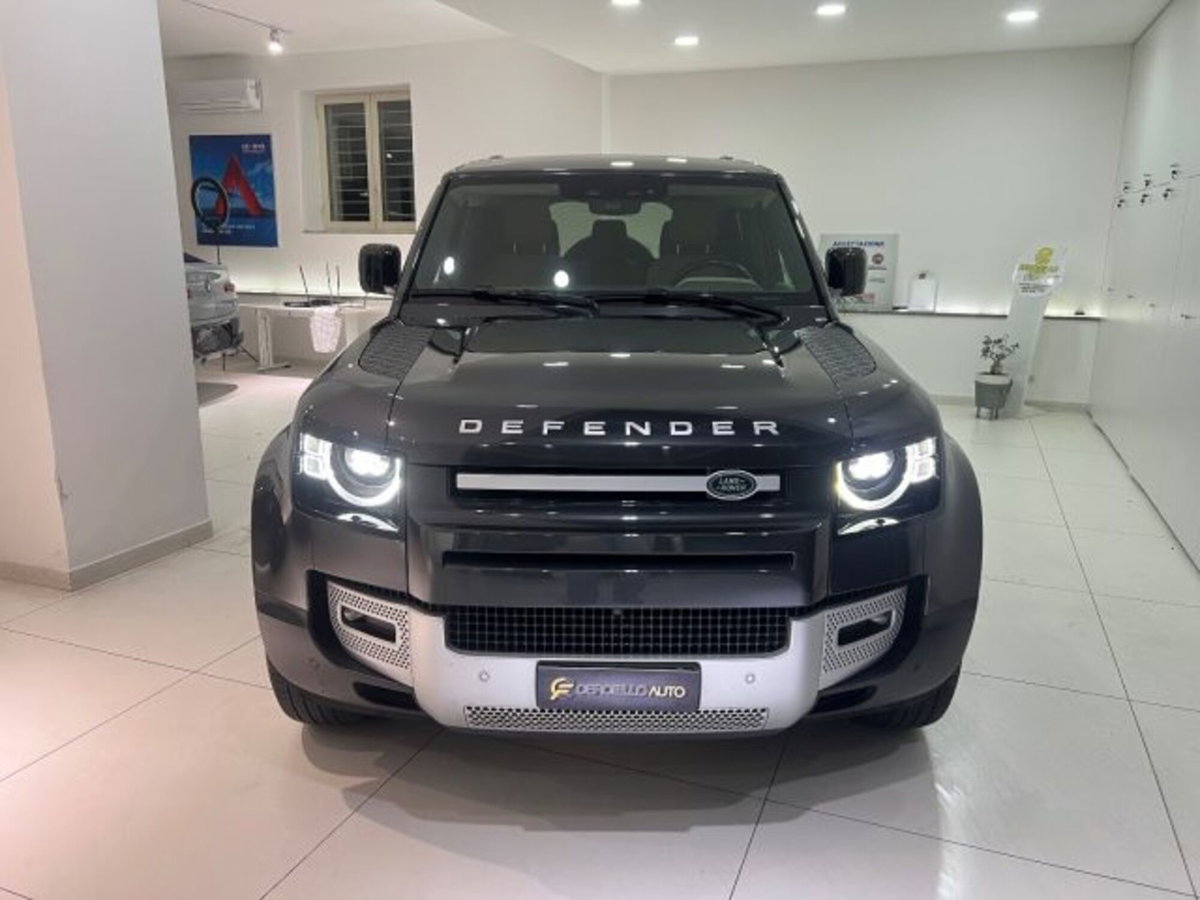 Land Rover Defender 110 3.0D I6 200 CV AWD Auto X-Dynamic HSE
