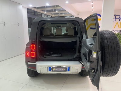 Land Rover Defender 110 3.0D I6 200 CV AWD Auto X-Dynamic HSE (15)
