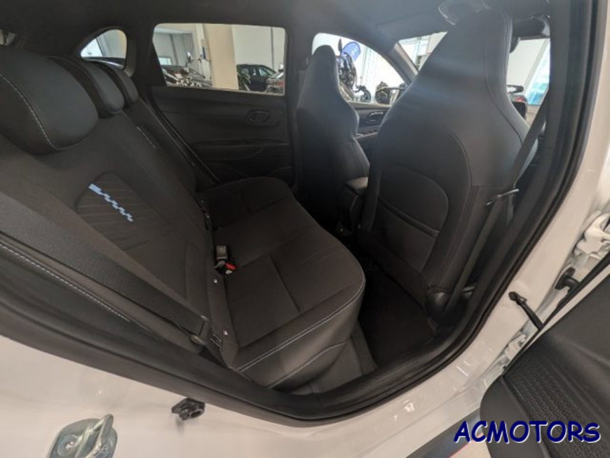 Hyundai i20 1.6 T-GDI MT N-Performance (12)