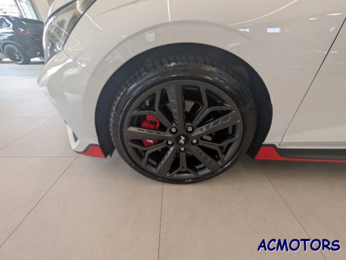 Hyundai i20 1.6 T-GDI MT N-Performance (9)