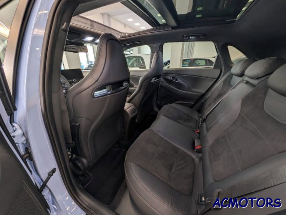 Hyundai i30 2.0 T-GDI 280 CV 5 porte DCT N Performance (13)