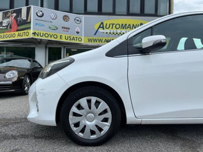 Toyota Yaris 1.0 5 porte Lounge (6)