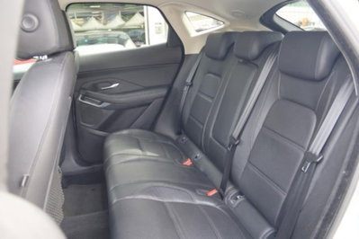 Jaguar E-Pace 2.0D 180 CV AWD aut. R-Dynamic (16)