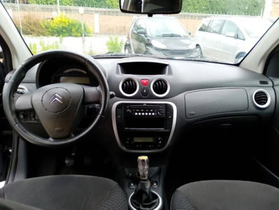 Citroen C2 1.1 airdream Classique (10)