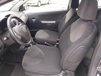 Citroen C2 1.1 airdream Classique (8)