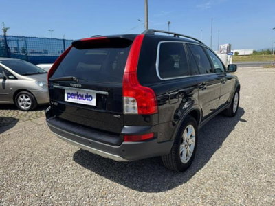 Volvo XC90 2.4 D5 185 CV aut. AWD Executive (5)