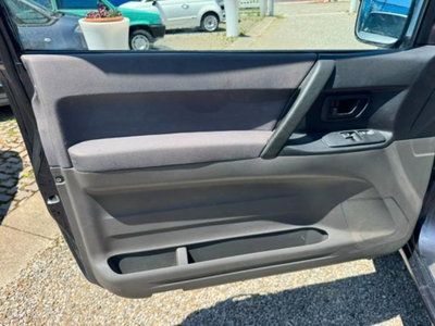 Mitsubishi Pajero 2.5 TDI 3p. GLX (10)