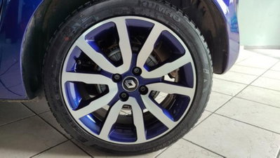 Renault Twingo TCe 90 CV EDC Lovely (15)