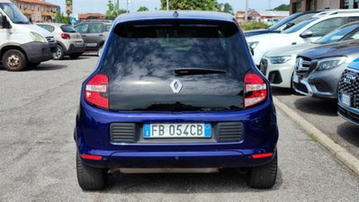Renault Twingo TCe 90 CV EDC Lovely (4)