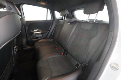 Mercedes-Benz CLA Shooting Brake 180 d Automatic Shooting Brake Premium (3)
