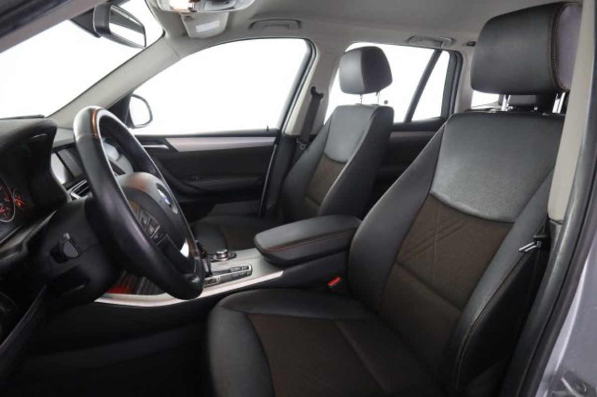 BMW X3 xDrive20d xLine (2)