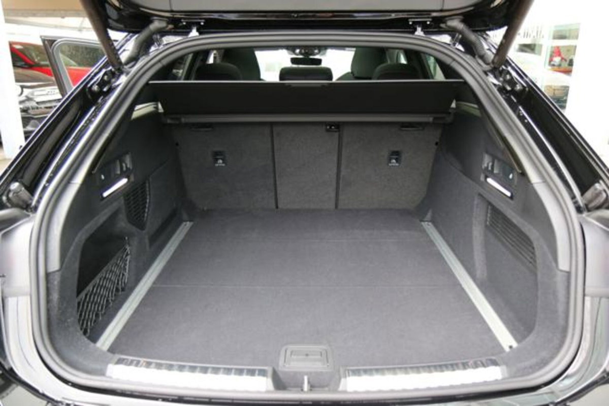 Audi A6 Avant 2.0 tdi mhev + S line edition 204cv s-tronic (9)