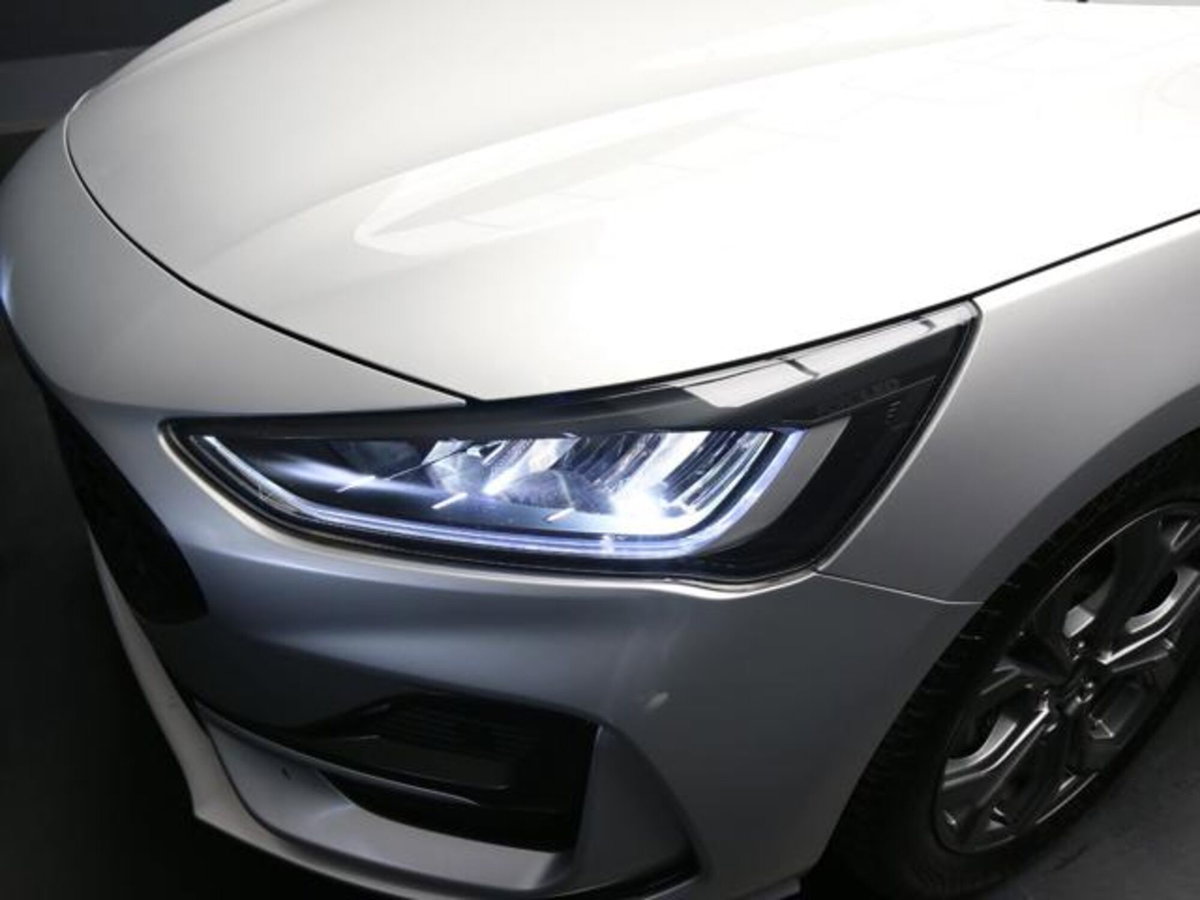 Ford Focus 1.5 EcoBlue 115 CV automatico 5p. ST-Line Style (10)