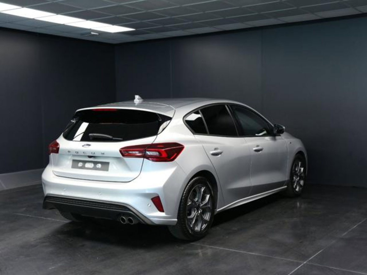 Ford Focus 1.5 EcoBlue 115 CV automatico 5p. ST-Line Style (3)