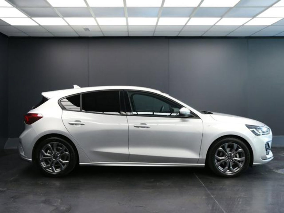 Ford Focus 1.5 EcoBlue 115 CV automatico 5p. ST-Line Style (6)