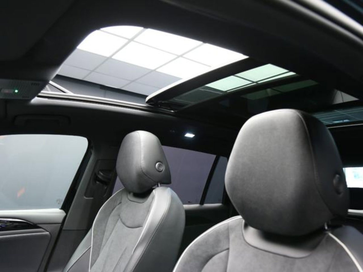 Volkswagen Tiguan 1.5 etsi Elegance 150cv dsg (9)