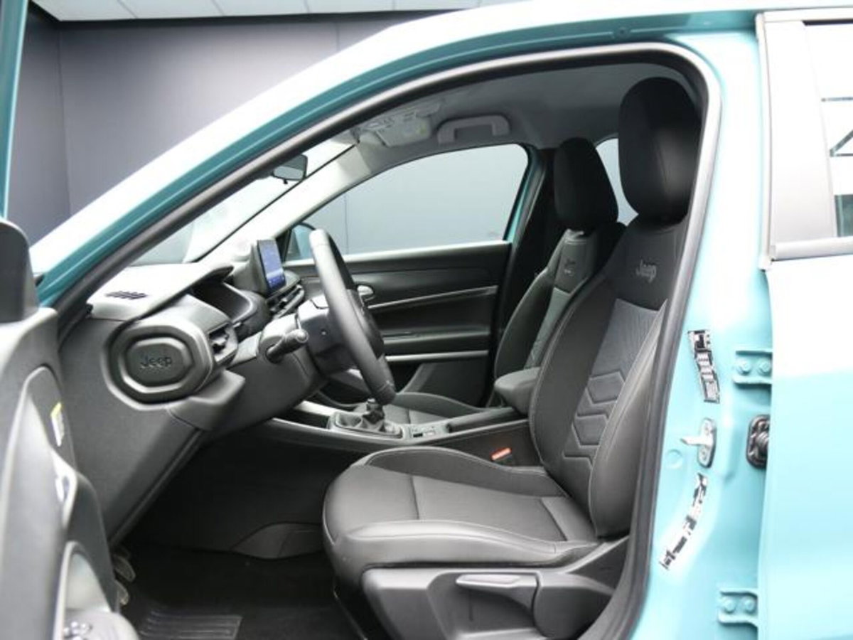 Jeep Avenger 1.2 turbo Altitude fwd 100cv (8)