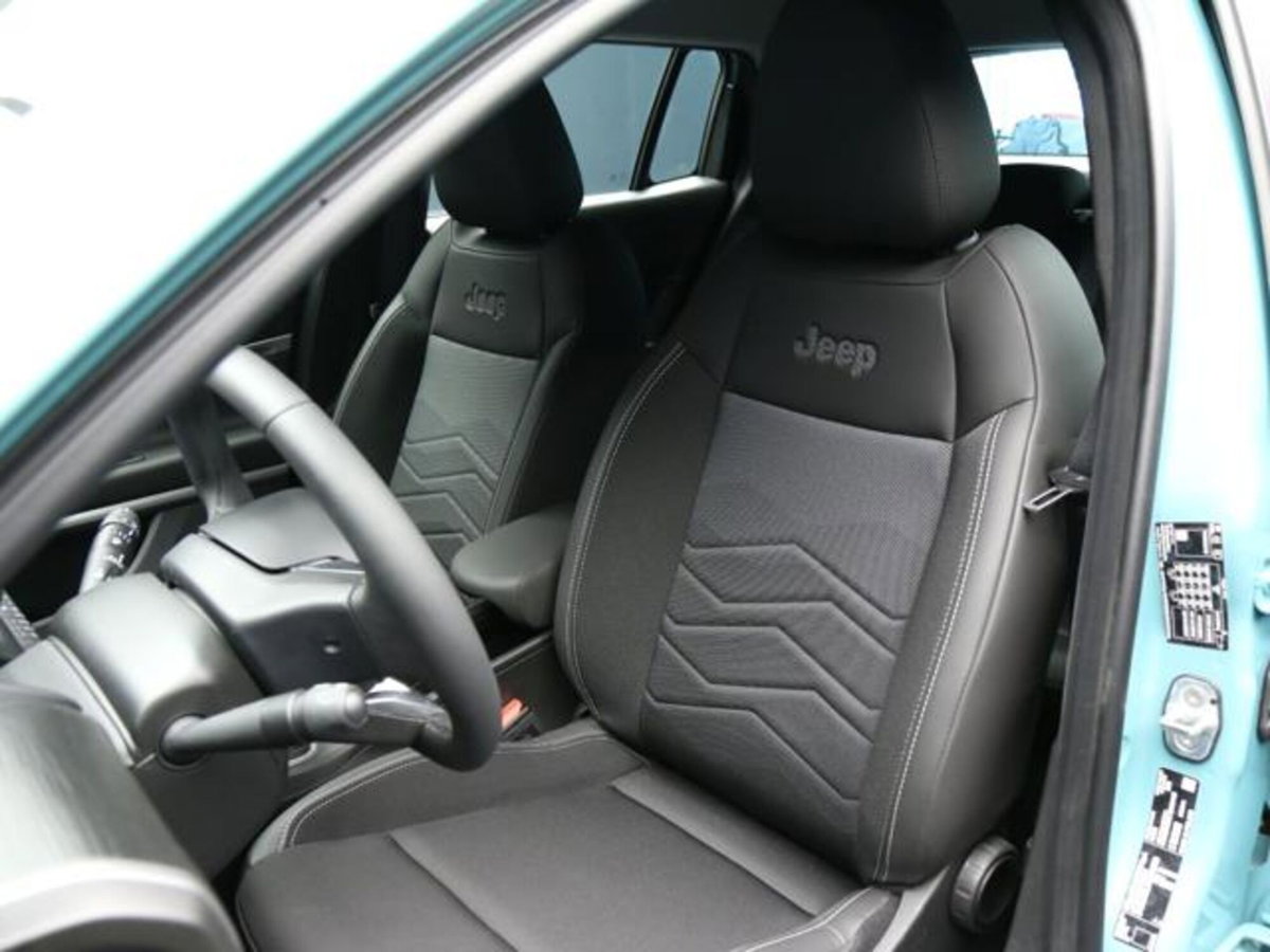 Jeep Avenger 1.2 turbo Altitude fwd 100cv (9)