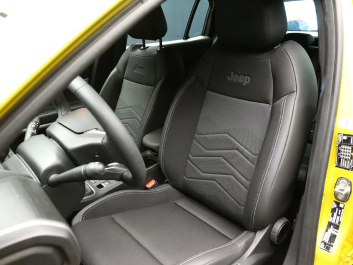 Jeep Avenger 1.2 turbo Altitude fwd 100cv (10)