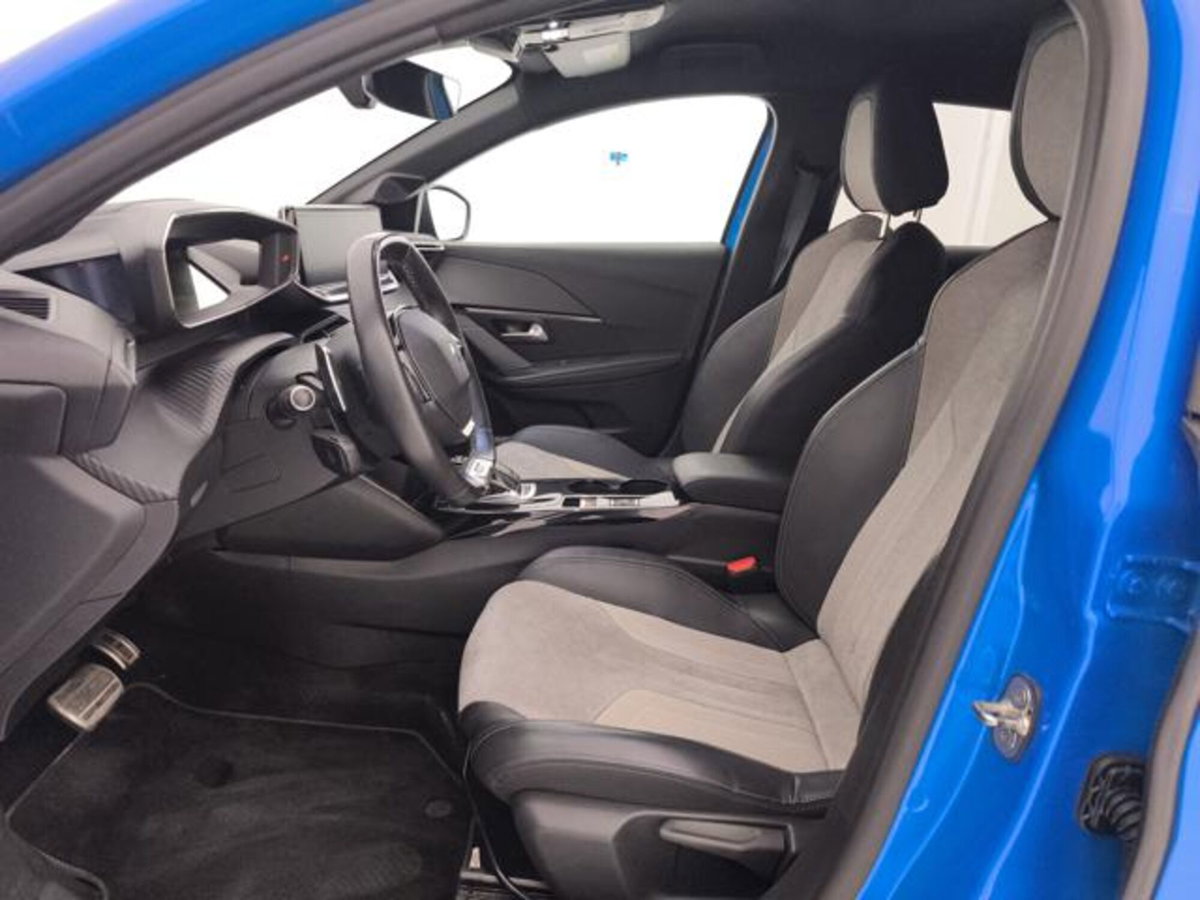 Peugeot 208 PureTech 130 Stop&Start EAT8 5 porte GT Pack (11)