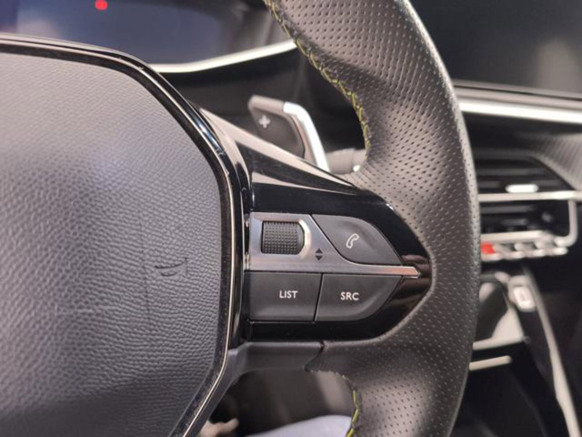 Peugeot 208 PureTech 130 Stop&Start EAT8 5 porte GT Pack (15)