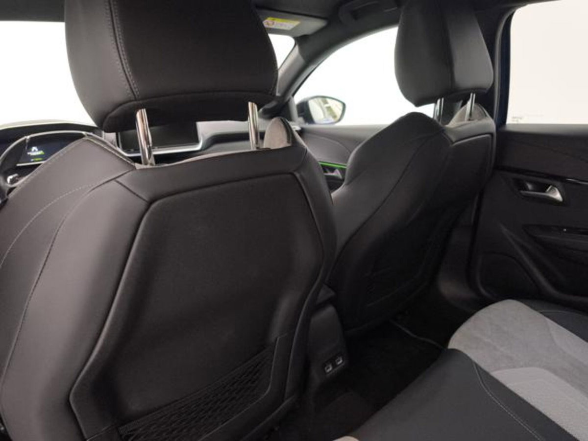 Peugeot 208 PureTech 130 Stop&Start EAT8 5 porte GT Pack (20)