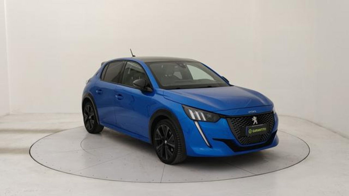 Peugeot 208 PureTech 130 Stop&Start EAT8 5 porte GT Pack (7)