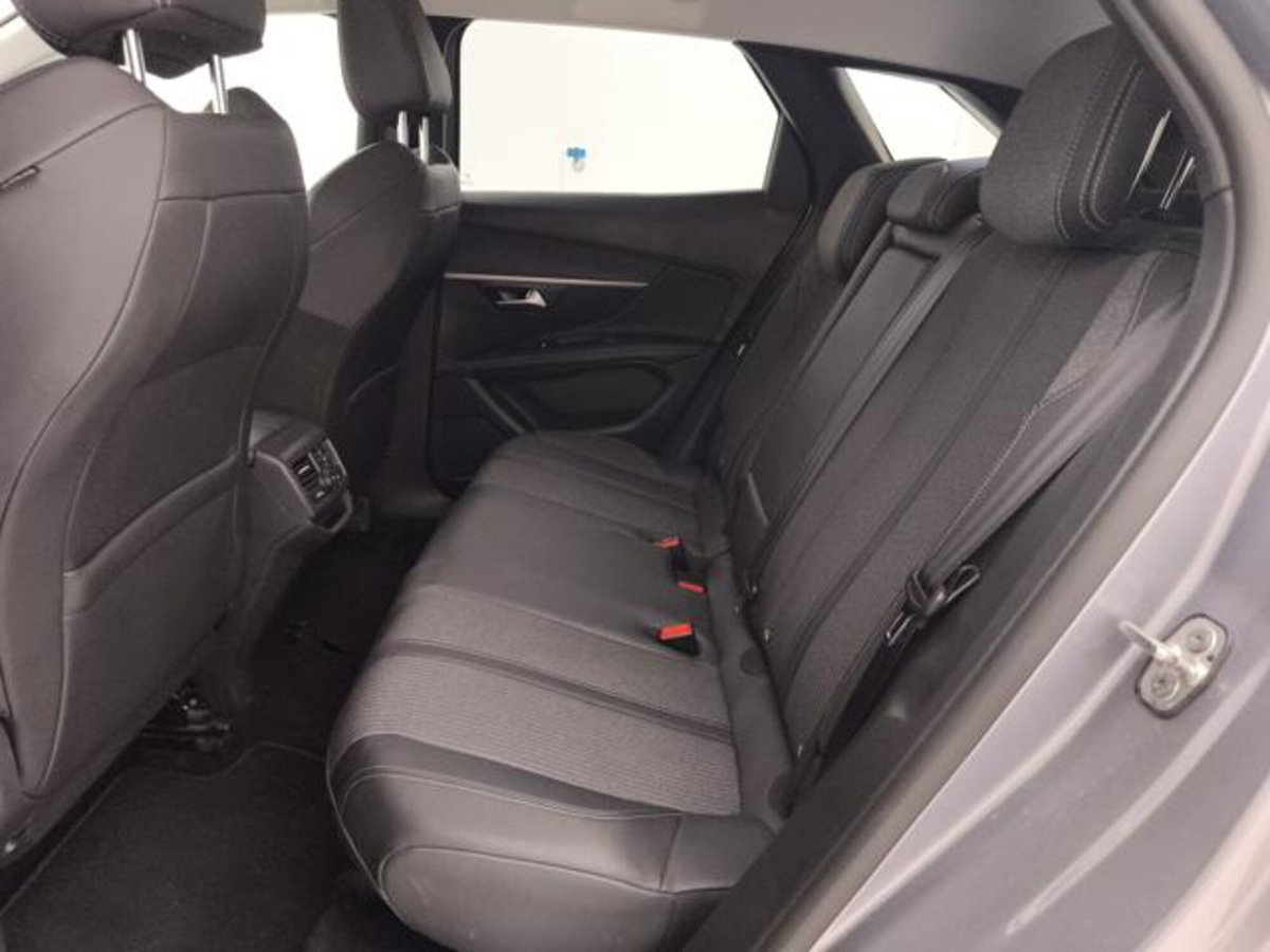 Peugeot 3008 BlueHDi 130 S&S EAT8 Allure Pack (20)