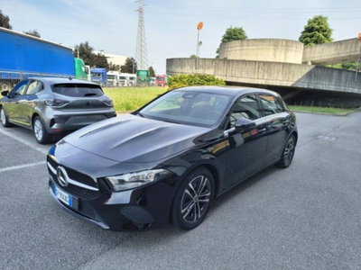 Mercedes-Benz Classe A Sedan 180 d Automatic 4p. Premium (7)