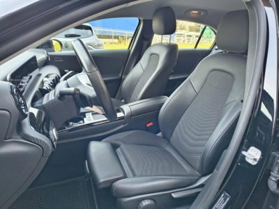 Mercedes-Benz Classe A Sedan 180 d Automatic 4p. Premium (9)