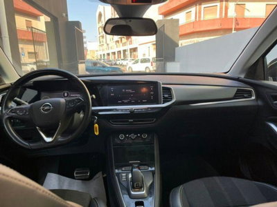 Opel Grandland 1.5 diesel Ecotec aut. Business Elegance (7)