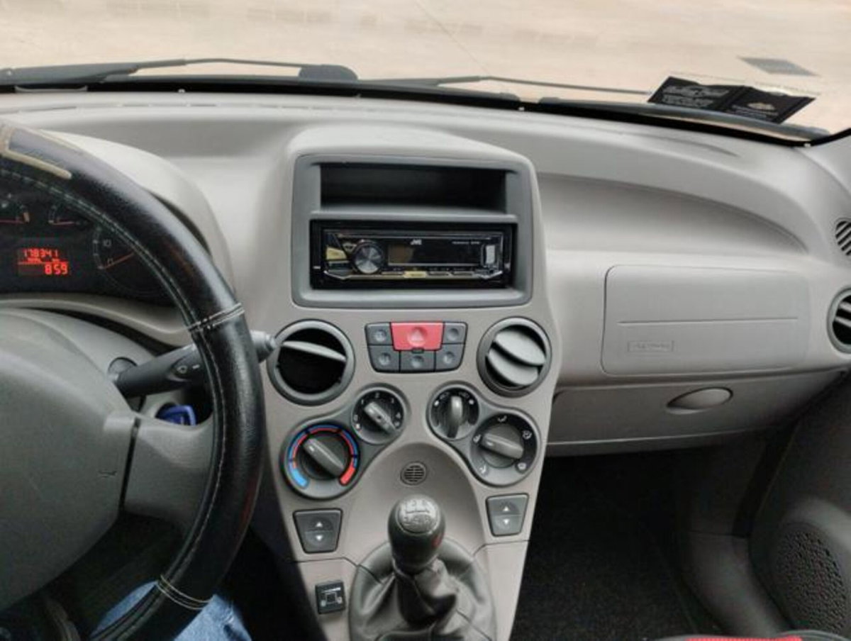 Fiat Panda 1.2 Dynamic GPL (11)