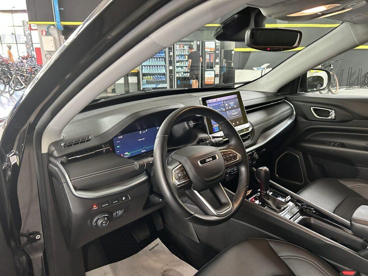 Jeep Compass 1.3 turbo t4 phev Business 4xe auto (8)