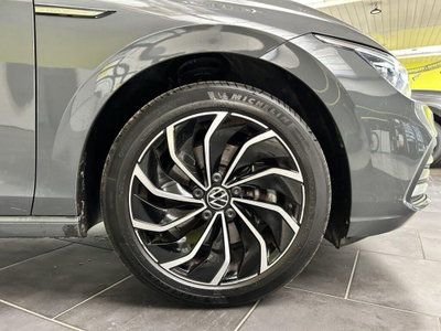 Volkswagen Golf Variant 2.0 TDI 150 CV DSG SCR 4Motion Style (6)