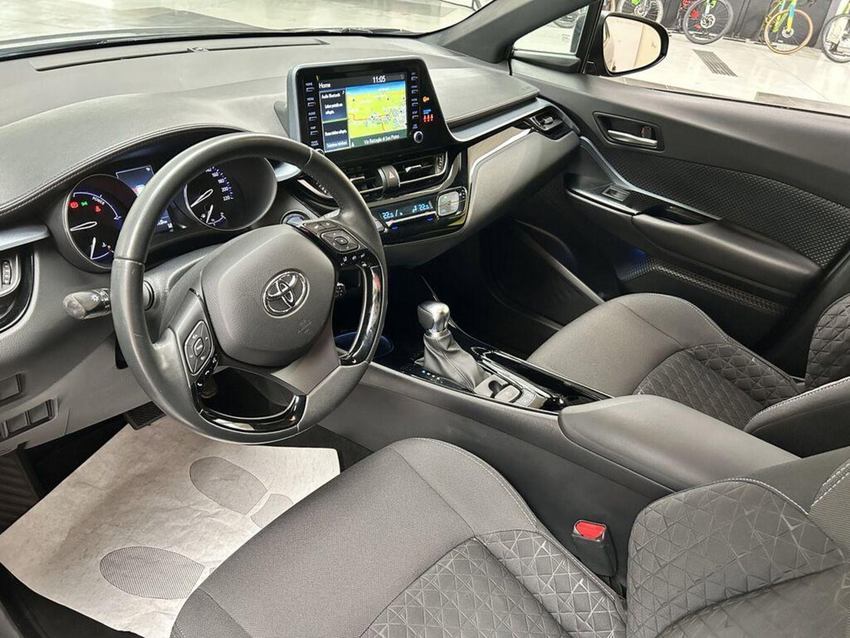 Toyota Toyota C-HR 2.0 Hybrid E-CVT Lounge (14)