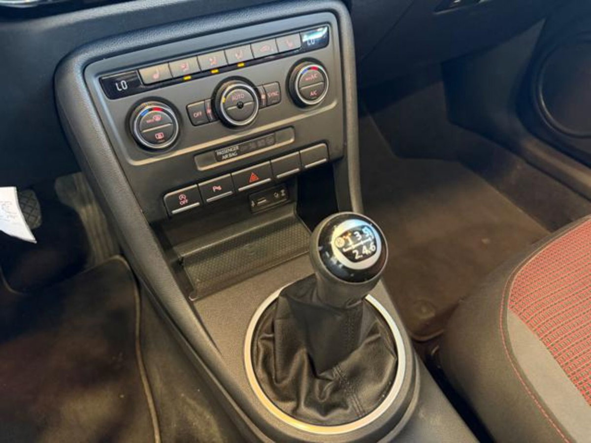 Volkswagen Maggiolino 1.4 TSI Sport BlueMotion Technology (10)