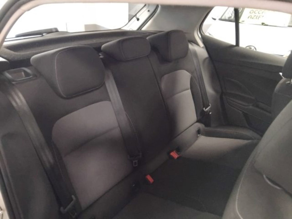 Skoda Fabia 1.0 MPI EVO 80 CV Ambition (11)